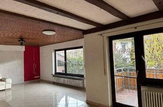 Haus kaufen in 79369 Wyhl, Wyhl - Zweifamilienwohnhaus mit Garagen in sehr ruhiger Wohnlage