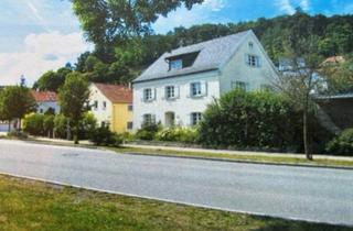 Einfamilienhaus kaufen in 92363 Breitenbrunn, Breitenbrunn - Einfamilienhaus, freistehend mit Nebengebäude