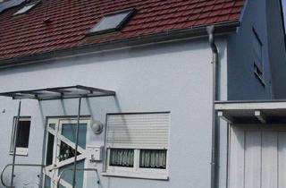 Doppelhaushälfte kaufen in 91085 Weisendorf, Weisendorf - PROVISIONSFREI - Doppelhaushälfte mit Ausbaureserve in ruhiger Waldrandlage