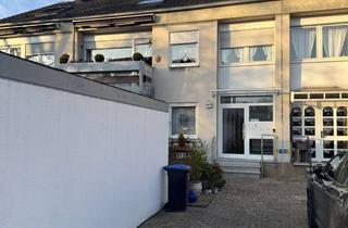 Wohnung kaufen in Alter Hellweg 127, 44379 Lütgendortmund, Attraktive 2-Zimmer-Dachgeschosswohnung mit offener Küche