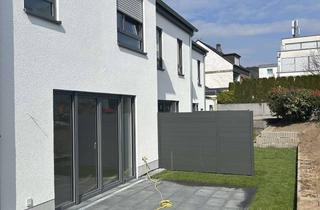 Wohnung kaufen in Kapellenstr 5A, 53721 Siegburg, Charmante 1,5-Zimmer Wohnung mit Terrasse und Garten in Siegburg