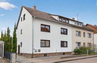 Wohnung kaufen in Kraichgaustraße 30, 76287 Rheinstetten, 6-Zimmer-Maisonette-ETW mit Südbalkon und PKW-Stellplatz in einem 2-FH im Stadtteil Forchheim