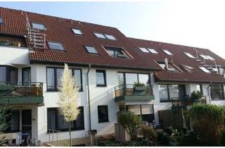 Wohnung kaufen in 40699 Erkrath, Top vermietete 2-Zimmer-Dachgeschosswohnung in Erkrath-Hochdahl mit Fernwärme und Tiefgarage