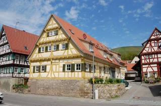 Wohnung kaufen in Hauptstr. 42, 71384 Weinstadt, Charmante 3-Zi-Wohnung in kernsaniertem Denkmal in Weinstadt-Strümpfelbach