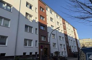Wohnung mieten in Griegstraße 119, 22763 Ottensen, Ab sofort! Erstbezug nach Sanierung. Tolle Dachgeschosswohnung mit Balkon