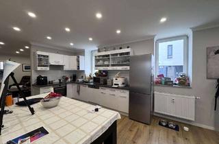 Wohnung mieten in 67655 Innenstadt, KL - Nähe Stadtpark/Bahnhof, 3 ZKB, EBK, 2 Tageslichtbäder, Terrasse