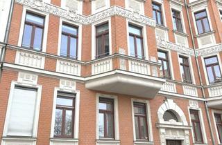 Wohnung mieten in Eilenburger Str. 32, 04317 Reudnitz-Thonberg, Charmante 2-Zimmer-Dachgeschosswohnung – hell, freundlich, mit Aufzug