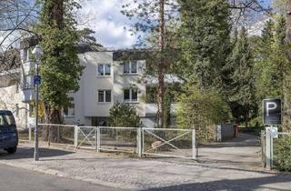 Garagen mieten in Herthastraße 18, 14193 Grunewald, Garage im Grunewald (Hälfte einer Doppelgarage)