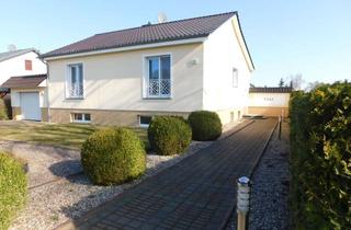 Einfamilienhaus kaufen in 14641 Paulinenaue, Geräumiges Einfamilienhaus mit Gartenanteil + Pool in Paulinenaue