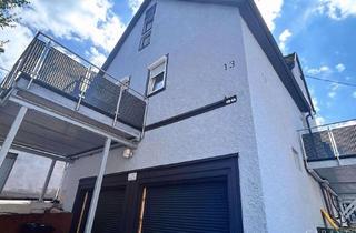 Haus kaufen in 74385 Pleidelsheim, Modernes Zweifamilienhaus mit Charme im Herzen von Pleidelsheim