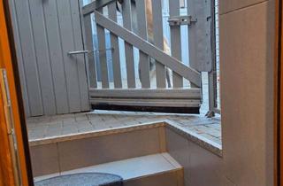 Doppelhaushälfte kaufen in 73061 Ebersbach, Renovierte Doppelhaushälfte mit 2 Wohnungen in...