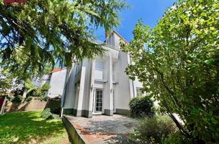 Einfamilienhaus kaufen in 60435 Preungesheim, Sofort wohlfühlen: Freistehendes Einfamilienhaus mit TG, Garten und Dachterrasse