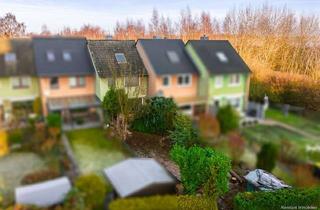 Haus kaufen in 21493 Schwarzenbek, Renovierungsbedürftiges Reihenmittelhaus in ruhiger Lage von Schwarzenbek