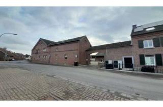 Anlageobjekt in 41363 Jüchen, Jüchen: Ehemaliges Gehöft- umgebaut mit 7 Wohnungen / 1 Büro und einer Scheune mit 4 Garagen!