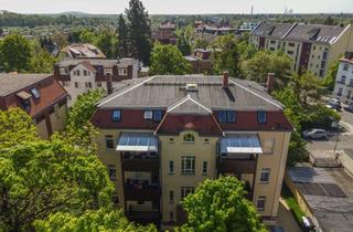 Wohnung kaufen in 04416 Markkleeberg, Bezugsfrei! Altbauwohnung mit drei Zimmern, Balkon und Charme im Erdgeschoss