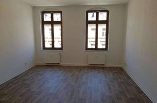 Wohnung mieten in Lohrstr., 09113 Schloßchemnitz, 2-Raum-Altbauwohnung am Wilhelm-Külz-Platz