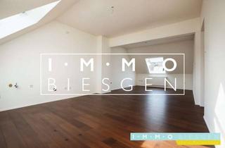 Wohnung mieten in Saarnerstraße 237, 45479 Broich, Helle 3 1/2 Zimmer Dachgeschosswohnung mit Klimaanlage und offener Küche. Max. 3 Personen.