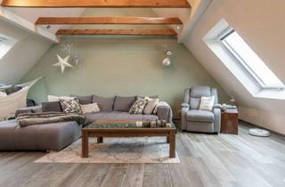 Lofts mieten in 24537 Faldera, Exklusives Loft-Living am Falderapark: Design Wohnung mit Kamin