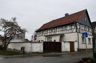 Bauernhaus kaufen in 99706 Sondershausen, Ehemaliger Bauernhof mit Nebengebäuden