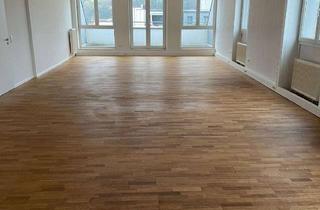 Büro zu mieten in 94032 Passau, Lichtdurchflutete Bürofläche mit Balkon in zentraler Lage von Passau