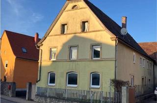 Haus kaufen in 97232 Giebelstadt, Giebelstadt - Sanierungsobjekt mit Potenzial