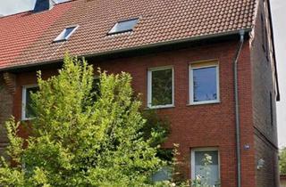 Doppelhaushälfte kaufen in 38372 Büddenstedt, Helmstedt - Doppelhaushälfte in guter Substanz, mit großem Grundstück