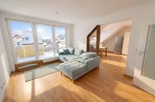 Wohnung kaufen in 12529 Schönefeld, Schönefeld - bezugsfreie, schicke Dachgeschosswohnung - Grenze Großziethen Lichtenrade