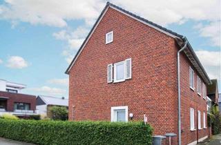 Haus kaufen in 48282 Emsdetten, Emsdetten - Zweifamilienhaus mit Vermietung und Potenzial in ruhiger aber dennoch zentraler Lage von Emsdetten