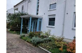 Wohnung kaufen in 85586 Poing, Poing - Verkauf vermietete Wohnung