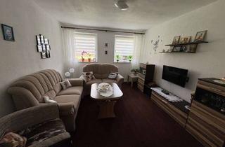 Wohnung kaufen in 24149 Neumühlen-Dietrichsdorf, Vermietete 2,5-Zimmer-Wohnung in ruhiger Lage und FH-Nähe