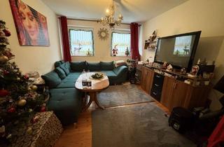 Wohnung kaufen in 24149 Neumühlen-Dietrichsdorf, Vermietete 2,5-Zimmer-Wohnung in ruhiger Lage und FH-Nähe