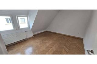 Wohnung kaufen in 74172 Neckarsulm, Helle Dachgeschosswohnung mit 3 Zimmern – zentral in Neckarsulm