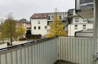 Wohnung kaufen in 82054 Sauerlach, Brück Immobilien - Bezugsfreies Appartement mit Ostbalkon im Ortskern Sauerlach