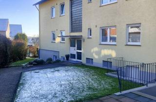 Wohnung kaufen in Krabbenstr. 4 a, 33729 Brake, Kernsanierte vermietete 3ZKBB in Brake