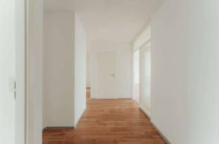 Wohnung kaufen in 51429 Bergisch Gladbach, Bezugsfertige, sanierte Eigentumswohnung in Bensberg