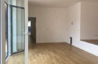 Loft kaufen in 40215 Friedrichstadt, Loft-Wohnung: Neuwertige und offen gestaltete 2-Raum-Wohnung mit viel Licht im Düsseldorfer-Zentrum