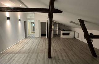 Wohnung mieten in 25451 Quickborn, Gepflegte 4-Zimmer Dachgeschosswohnung in Quickborn