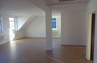 Wohnung mieten in Kölledaer Straße, 99610 Sömmerda, Schöne, helle 3-Zimmer-Wohnung in beliebter Lage mit Aufzug