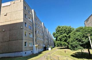 Sozialwohnungen mieten in Karl-Laux-Str. 17, 01219 Leubnitz-Neuostra, Gelegenheit: günstig geschnittene 3-Zimmer-Wohnung (WBS)