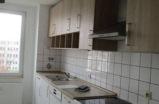 Wohnung mieten in Hermann-Dornscheidt-Str. 40, 40470 Mörsenbroich, Helle 3-Zimmer Dachgeschosswohnung mit Balkon in Mörsenbroich