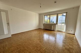 Wohnung mieten in Maisacher Straße 23, 82256 Fürstenfeldbruck, Ruhige 2-Zimmer-Wohnung mit Südwest-Balkon in zentraler Lage