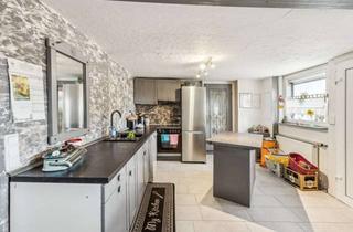 Haus kaufen in 77731 Willstätt, Ensemble aus Fachwerkhaus & ehemaliger Gaststätte mit großem Entwicklungspotenzial