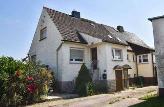 Doppelhaushälfte kaufen in 06449 Aschersleben, Charmante Doppelhaushälfte mit Garage...