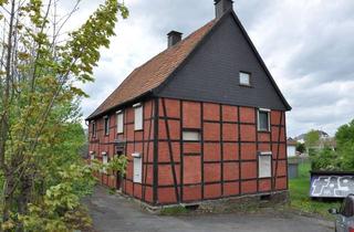 Mehrfamilienhaus kaufen in 58706 Menden, Entkerntes Mehrfamilienhaus: Ideale Projektchance für Handwerker