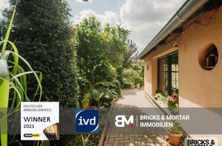 Einfamilienhaus kaufen in 04509 Delitzsch, Charmantes Einfamilienhaus mit Terrasse, Pool und vielseitigem Nebengebäude