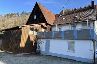 Einfamilienhaus kaufen in 72172 Sulz, Einfamilienhaus mit Garagen, Scheune und weiterem Ausbaupotenzial