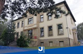 Mehrfamilienhaus kaufen in 34134 Niederzwehren, Stilvolles Ensemble aus Schule & Mehrfamilienhaus auf einem großzügigen 4.800 m² Areal.