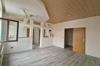 Wohnung mieten in Egerstr., 08606 Oelsnitz, zentrale Wohlfühlwohnung mit viel Licht und Charme