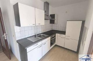 Wohnung kaufen in 02763 Zittau, Schöne 2-Raum-Wohnungmit Balkon, EBK und Aufzug