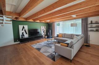 Wohnung kaufen in 96479 Weitramsdorf, Außergewöhnliche Maisonette-Eigentumswohnung mit großer Terrasse, Carport und zwei Stellplätzen